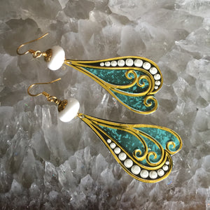 Wing Swirls Teal White and Gold Tin