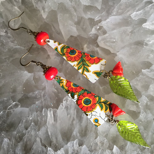 Red Flower Tin White background with Hanging Glass Leaf and Flower